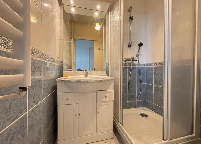 Avec Vue Et Balcon, 10eme Etage - Fr-1-197-630 公寓