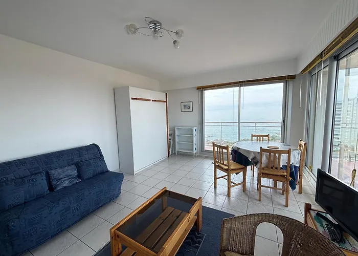 Avec Vue Et Balcon, 10eme Etage - Fr-1-197-630