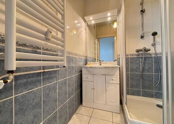 Avec Vue Et Balcon, 10eme Etage - Fr-1-197-630 * Les Sables-dʼOlonne